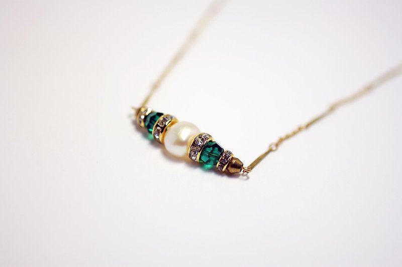 Bright time of emerald green Swarovski pearl brass rhinestone style necklace - Necklaces - Gemstone Green