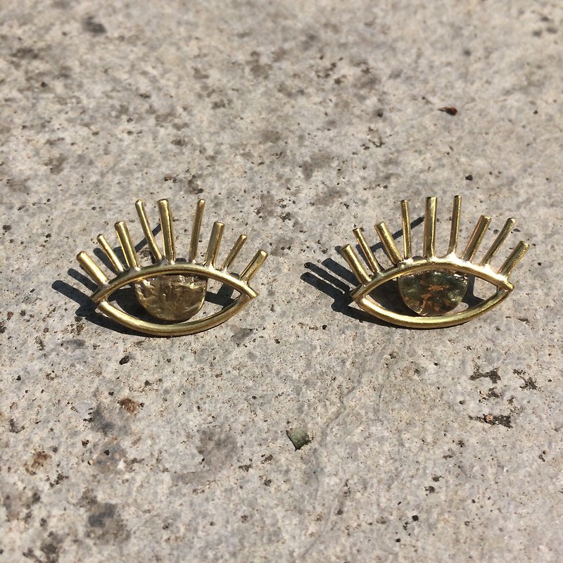 Eye shaped brass studs II 925 silver post II Sain't Lucy studs - Earrings & Clip-ons - Copper & Brass Gold