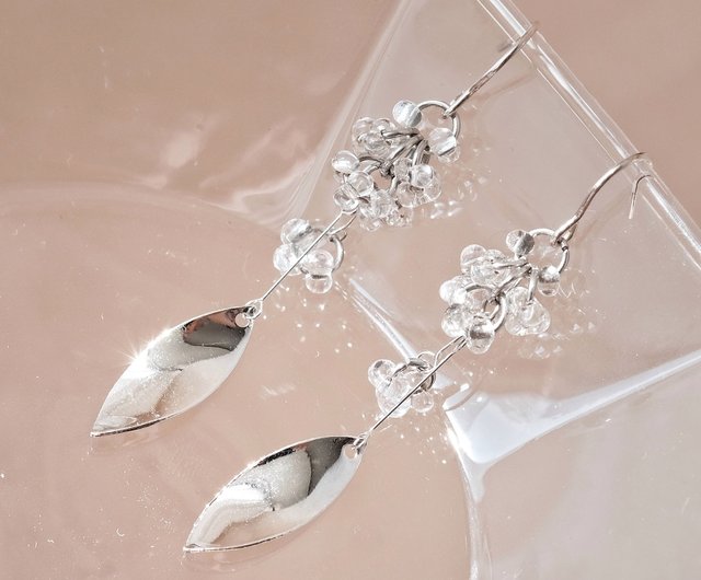 金魚柄　風鈴ピアス 金魚の風鈴ピアス／イヤリング ピアス（フック・チェーン