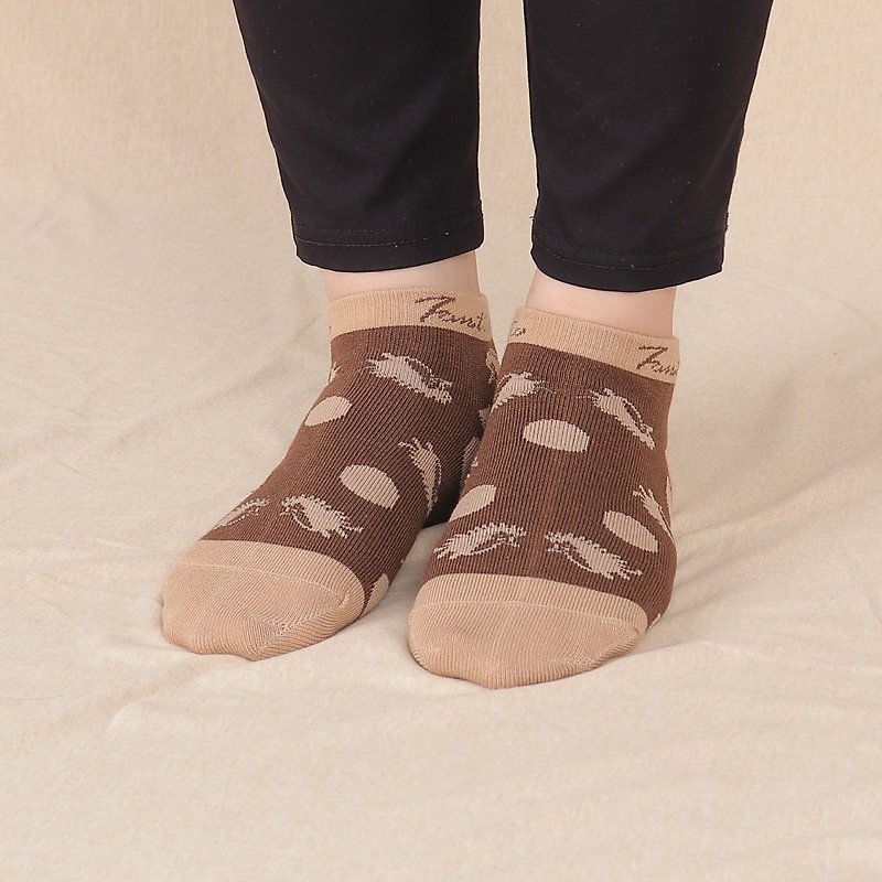 Collagen antibacterial deodorant socks (hedgehog dots) brown bottom Brown dots / graduation - Socks - Cotton & Hemp Brown
