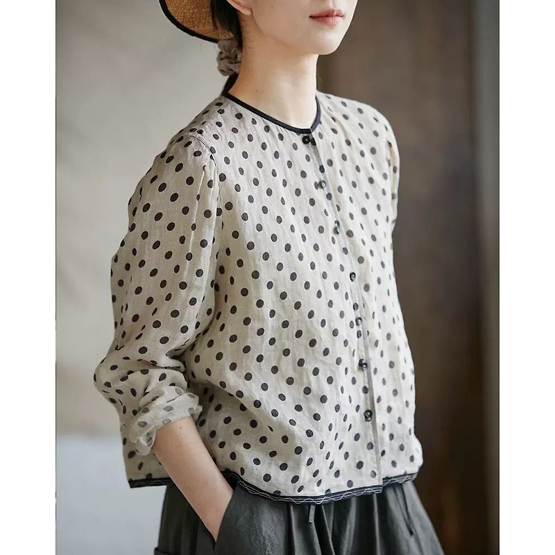 Rain dew Linen polka dot yarn round neck fairy shirt - Women's Shirts - Cotton & Hemp 