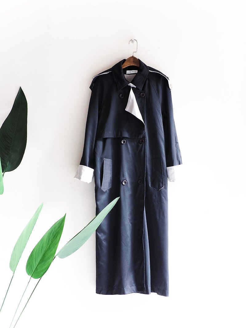 河水山 - 徳島黑藍緞面光感優雅少女 古董薄料風衣外套 - 女大衣/外套 - 聚酯纖維 藍色