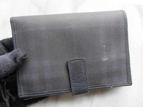 OLD-TIME] Early second-hand old bag BURBERRY long wallet - Shop OLD-TIME  Vintage & Classic & Deco Wallets - Pinkoi