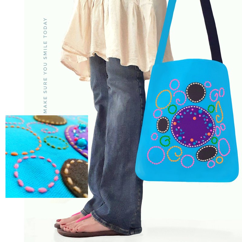 12x13.5 inch tote. Fun and original with hand-stitched design with felt, beads - 手提包/手提袋 - 其他材質 