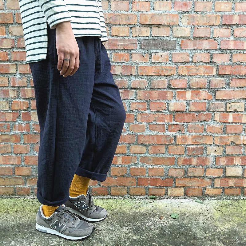 Washed thick-weight double-layer cotton reflex-fold narrow-leg trousers - Women's Pants - Cotton & Hemp Blue