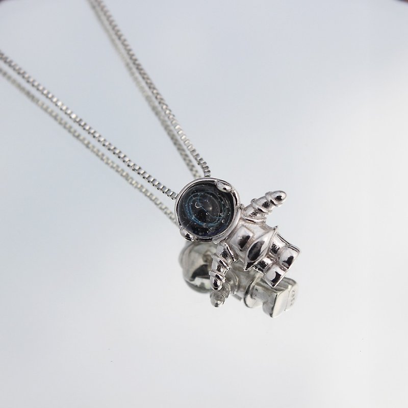 Astronaut Silver Glass Necklace Exchange Gift Birthday Gift Jewelry Sterling Silver Glass - Necklaces - Glass Multicolor