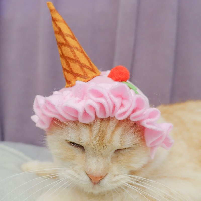 Strawberry Ice Cream Pet Cat Dog Hat Headgear *S Size - ชุดสัตว์เลี้ยง - เส้นใยสังเคราะห์ สึชมพู