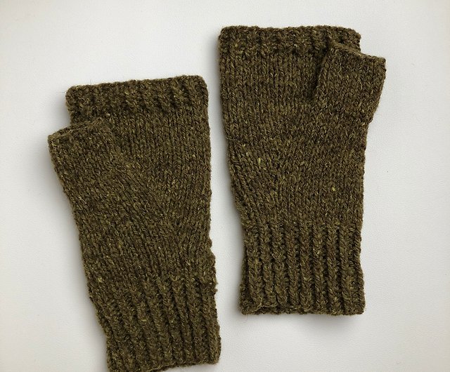 Akatsuki Fabrics-26 Hand Woven Fingerless Mitts-Portuguese Natural Wool-  Forest Green - Shop littleknitstw Gloves & Mittens - Pinkoi