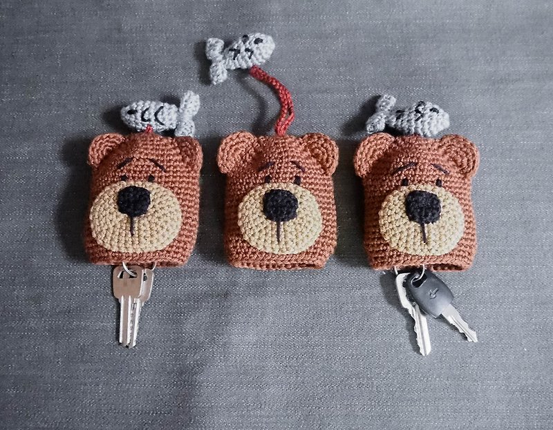 knitted key cover - 鑰匙圈/鎖匙扣 - 其他材質 咖啡色
