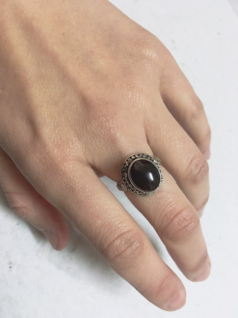 ガーネット指輪手作りネパール92.5％シルバー - リング - 半貴石 