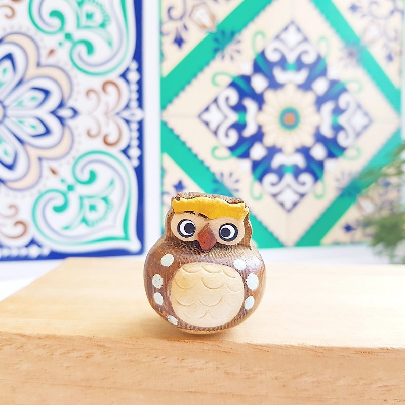 [Shaking Owl-Wooden Tumbler Decoration] So lucky - Items for Display - Wood Brown