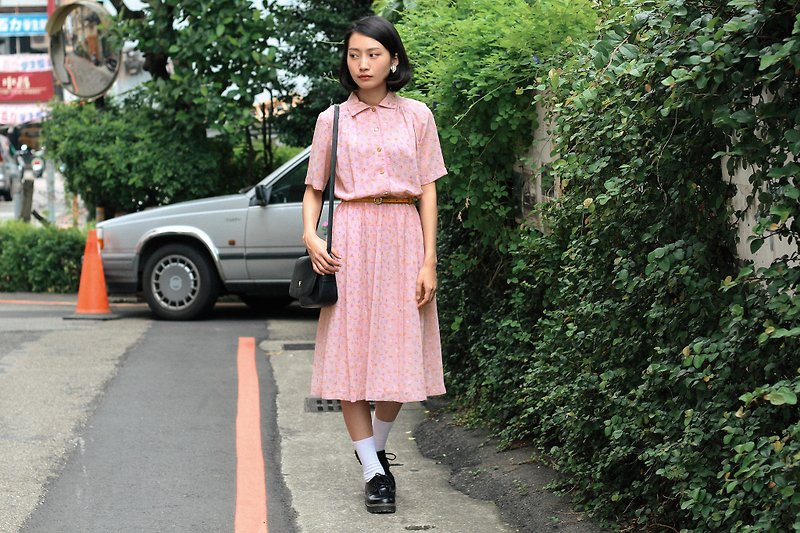 Ziyan short sleeve vintage dress - One Piece Dresses - Other Materials Pink