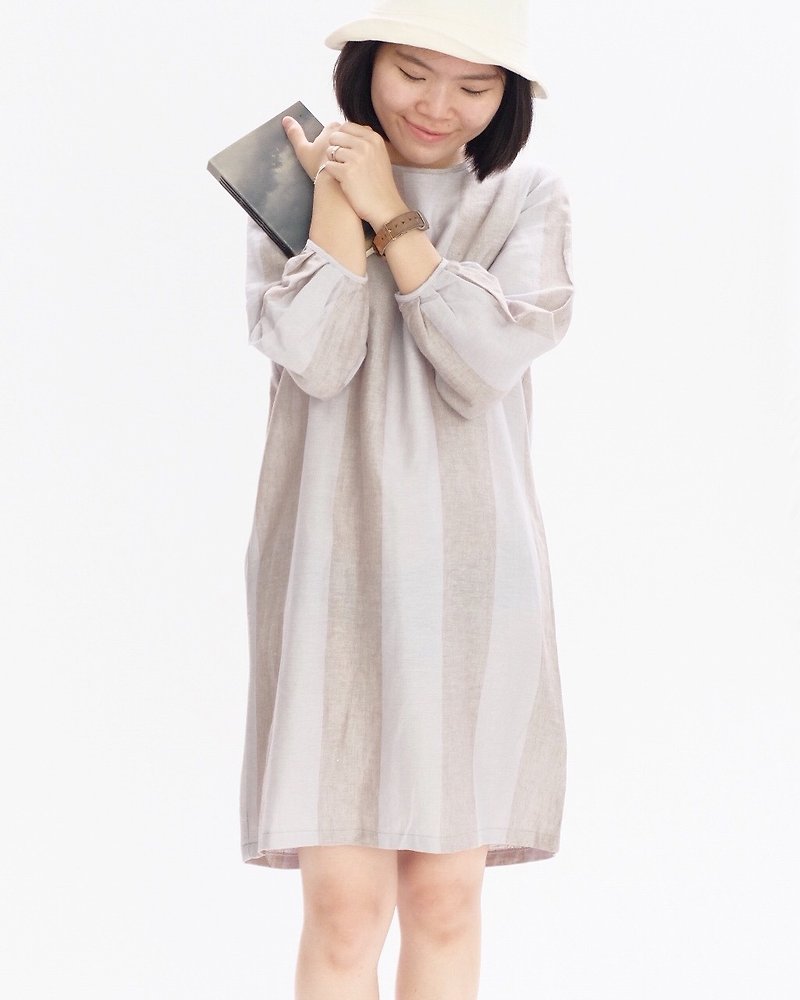 Mi-mii dress (Striped) - ชุดเดรส - ผ้าฝ้าย/ผ้าลินิน สีเทา