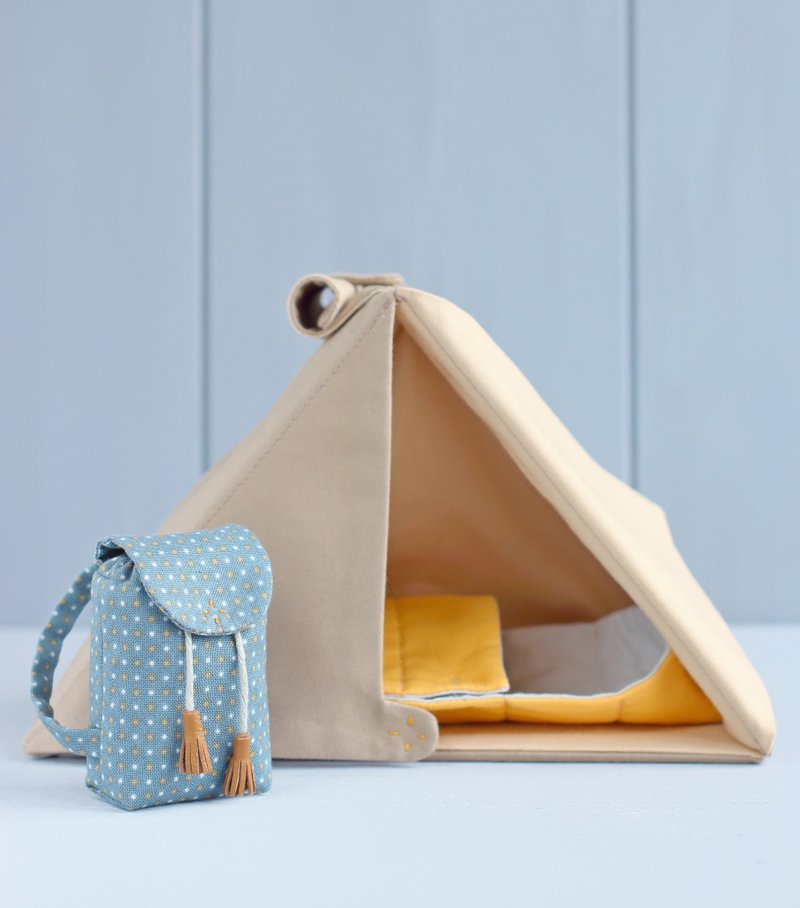PDF Camping Set (Tent, Sleeping Bag, Backpack) for Mini Doll Sewing Pattern - 手工藝教學/工具書 - 其他材質 