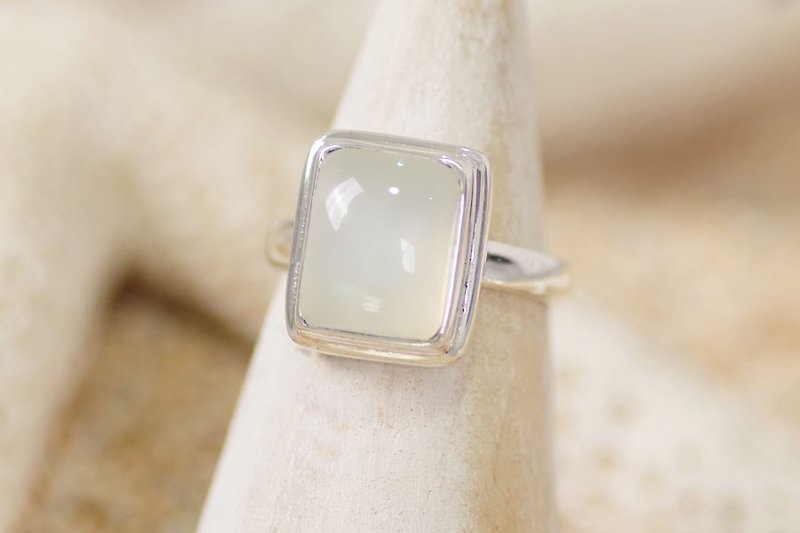 ムーンストーンのシルバーリング - 戒指 - 寶石 白色