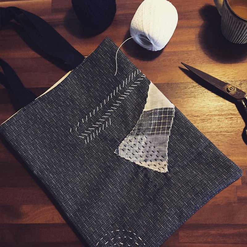 one & only patchwork stitching create winter flat bags 1 - กระเป๋าแมสเซนเจอร์ - ผ้าฝ้าย/ผ้าลินิน สีน้ำเงิน