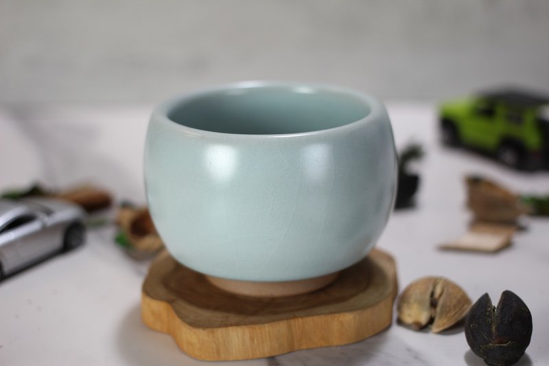 【送禮好物】160ml 汝窯茶杯 手拉坯 主人杯 名家葉敏祥手作 - 茶壺/茶杯/茶具 - 瓷 