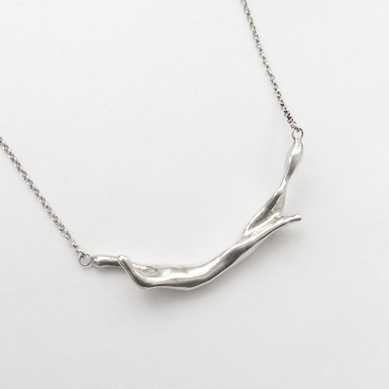 Gesture of Water-Sterling Silver Necklace - Necklaces - Other Metals Silver