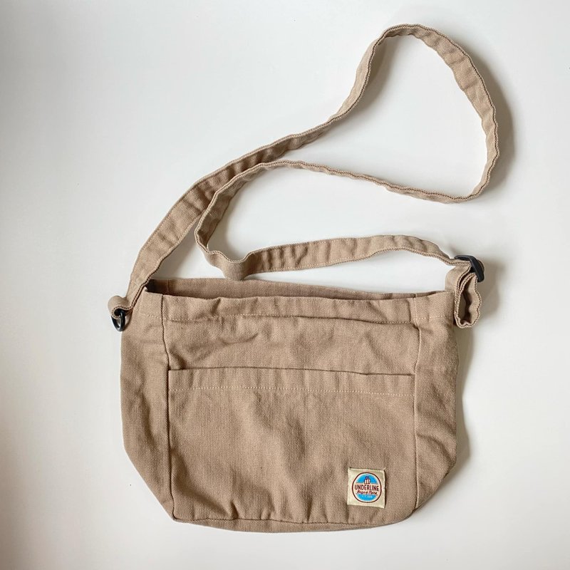 Underline Beige Canvas Mini Mail Bag / Sling Bag - กระเป๋าแมสเซนเจอร์ - ผ้าฝ้าย/ผ้าลินิน สีกากี