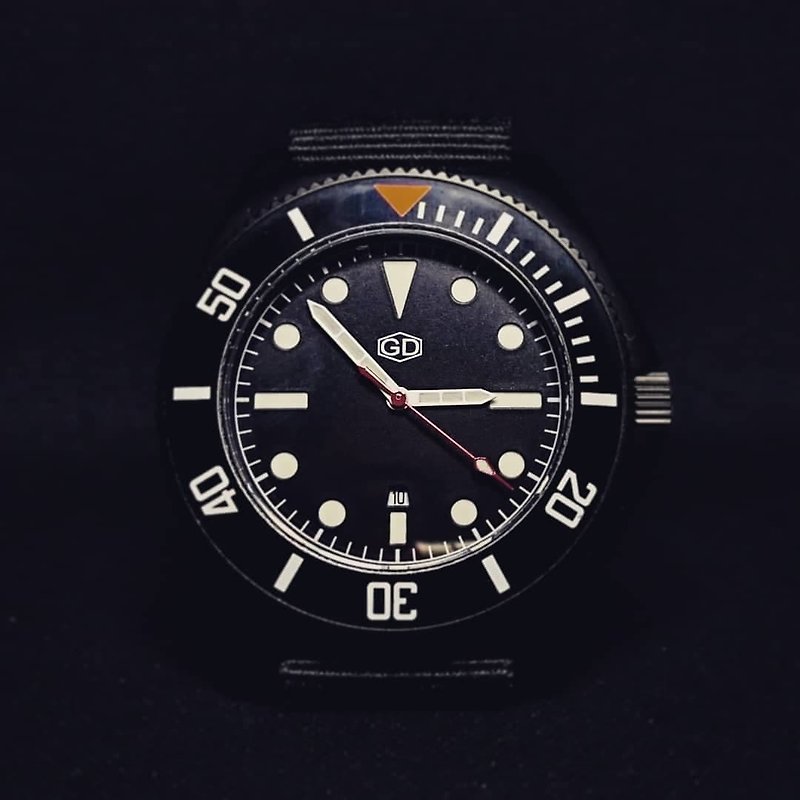 米国のレトロ軍事腕時計 - 米国のベトナム戦争刻印された軍事腕時計 - ウォーターゴースト（ブラック） - 腕時計 ユニセックス - ステンレススチール ブラック