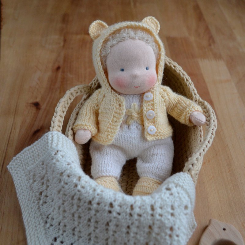 MADE TO ORDER Waldorf doll baby doll 7 inch (18 cm) tall in a crochet craddle - 寶寶/兒童玩具/玩偶 - 環保材質 綠色