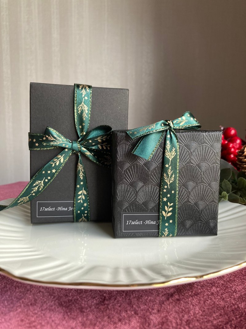 加購買 - 黑色禮物盒 / 禮物推薦 - 耳環/耳夾/耳骨夾 - 紙 黑色