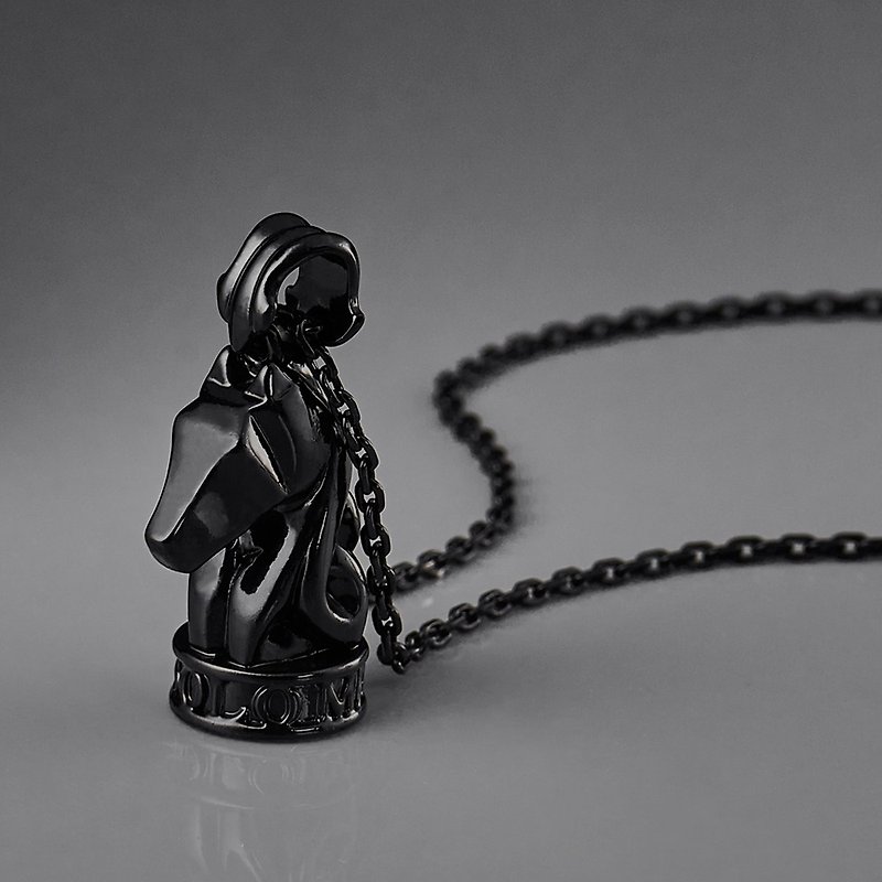 Knight chess necklace - Necklaces - Other Metals Black