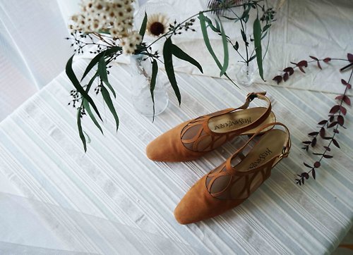 guii古意雜貨 歐洲雜貨-法式復古麂皮棕簍空網紗YSL氣質低跟尖頭鞋-36號