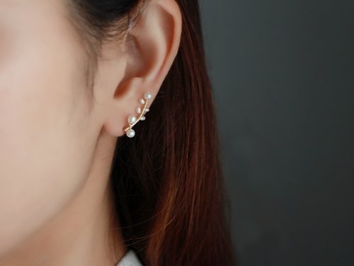 A.N 14kgf-14kgf-pearl brunch 2way(pierced earrings/clip-on)