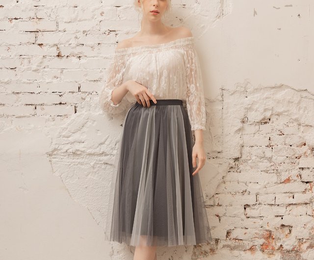 Contrast color inner glossy Phyllis short tulle skirt gray - Shop