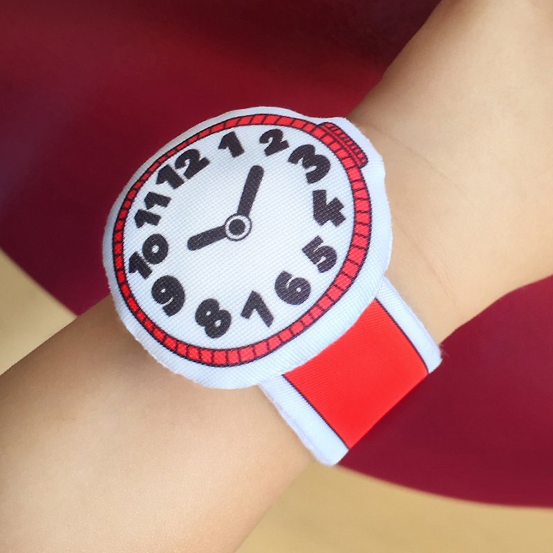我的第一隻布手錶 My first Baby Watch (C12A08) - 圍兜/口水巾 - 紙 紅色