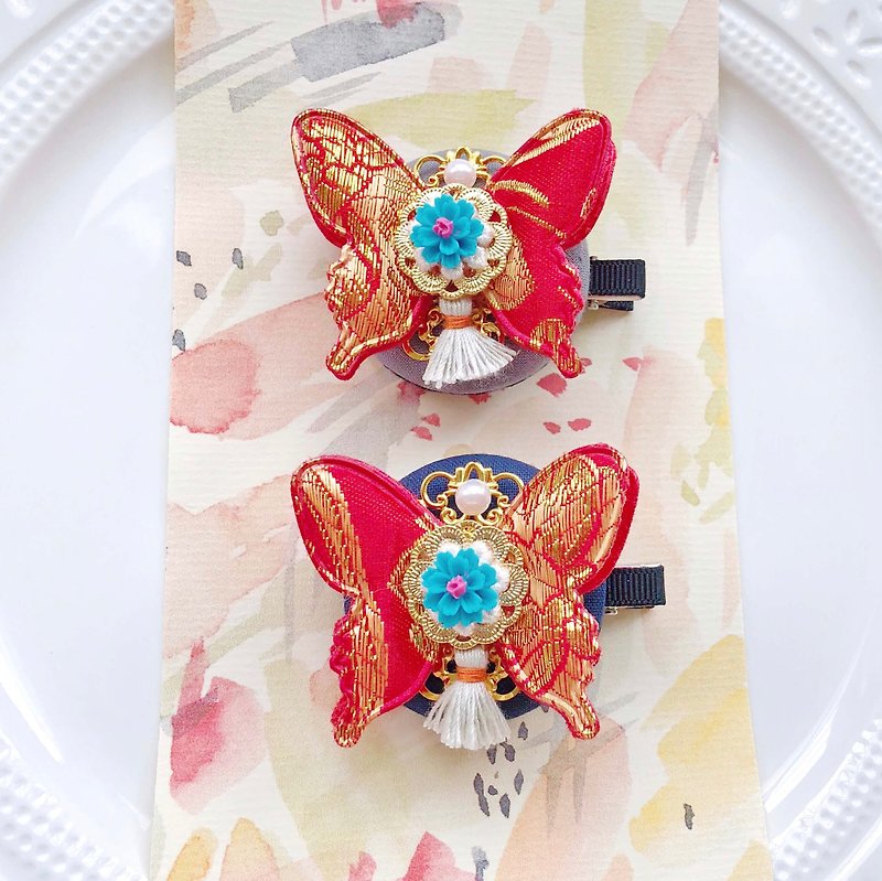 Gufeng Buyao Metal Embroidery Butterfly Resin Flower Tassel Cloth Buckle Children's Hairpin - เครื่องประดับ - วัสดุอื่นๆ สีแดง