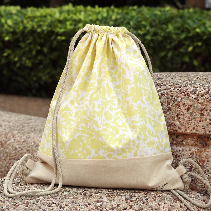 Silverbreeze~ Bundle Back Backpack ~ Yellow Small Leaves (B86) (off the box) - กระเป๋าหูรูด - ผ้าฝ้าย/ผ้าลินิน สีเหลือง