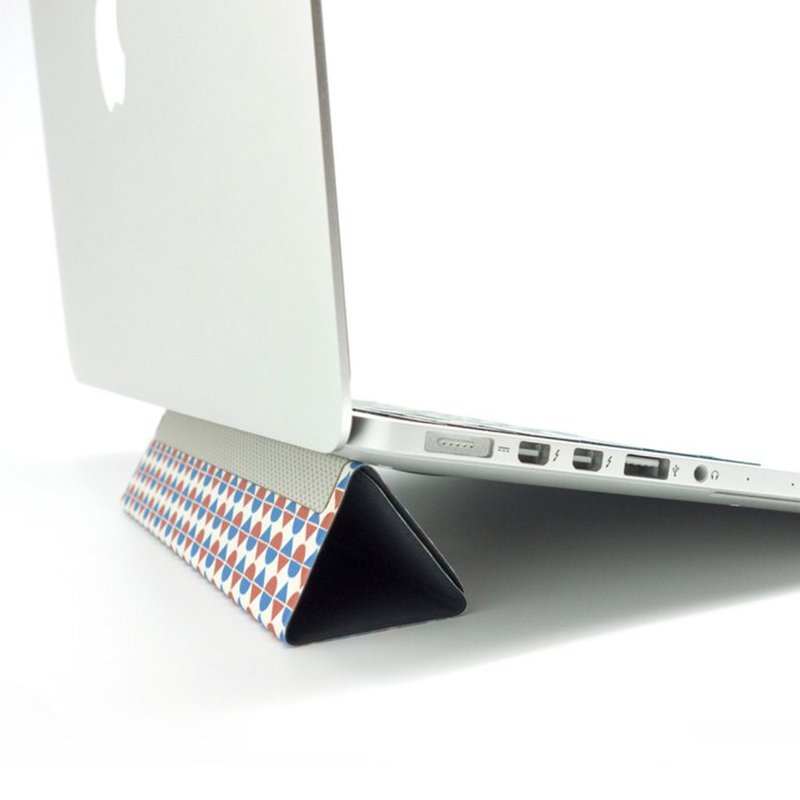 Pyramid universal ultra-thin portable notebook computer stand - Computer Accessories - Other Materials 