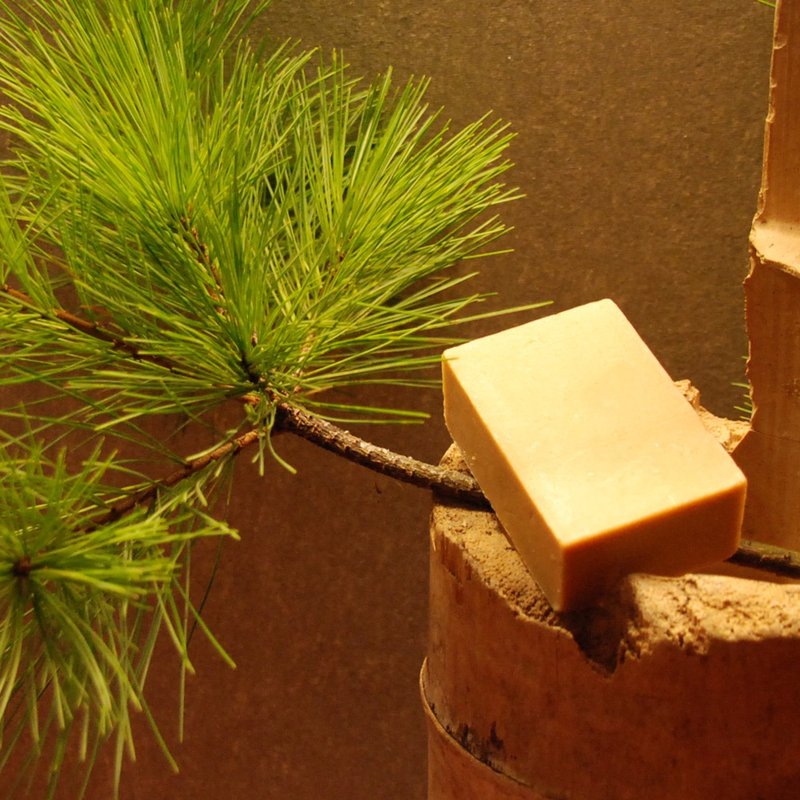 五葉松皂 Shortleaf Pine Soap - 肥皂/手工皂 - 其他材質 綠色