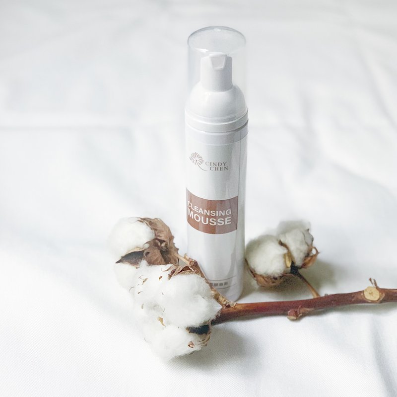 【即期品】玻尿酸保濕潔顏慕斯 - 臉部清潔/洗面乳/卸妝 - 其他材質 白色