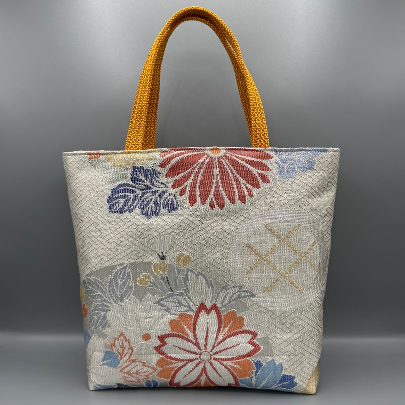 着物 帯 帯締め ハンドメイド トートバッグ リメイク ピンク 銀 佐賀錦 草花丸文 正絹 - 手提包/手提袋 - 絲．絹 銀色