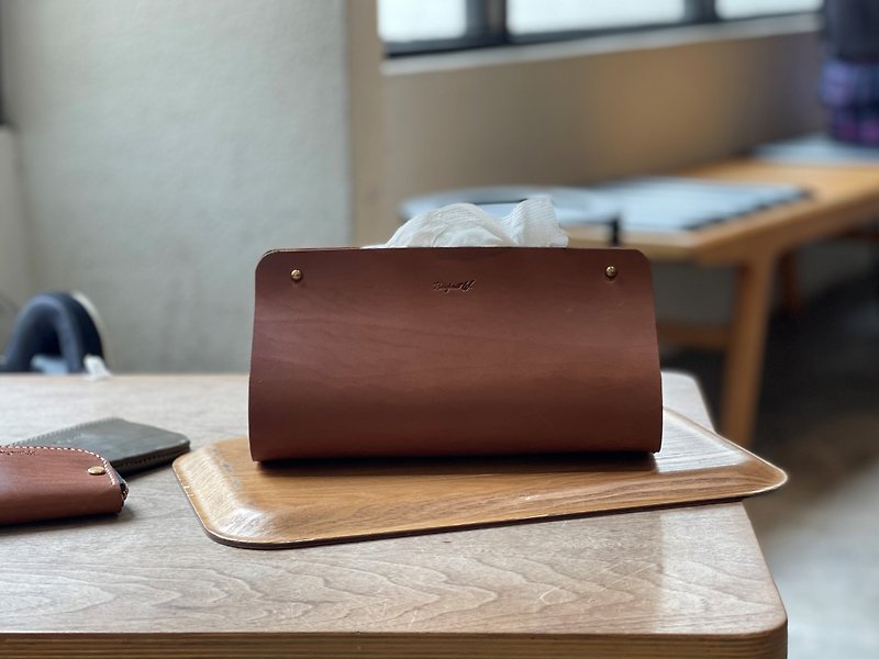 【Handmade Leather Objects】Handmade Minimalist Noodle Box (Coffee) - Tissue Boxes - Genuine Leather Brown