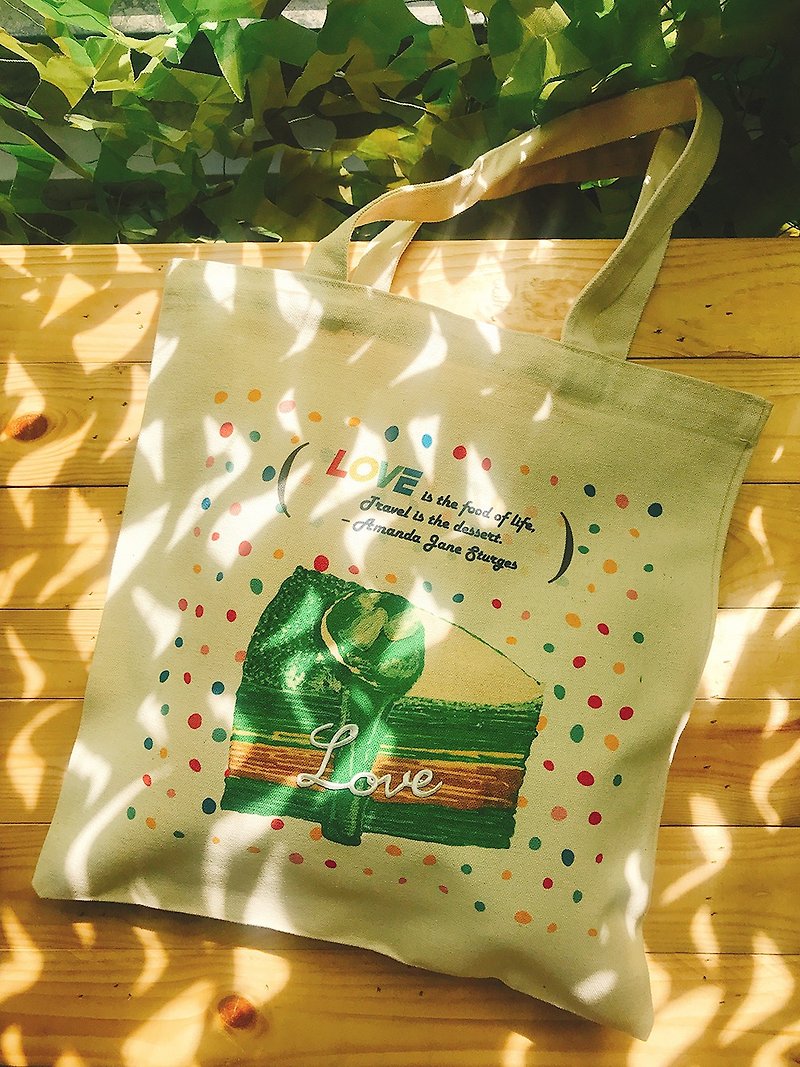 วัสดุอื่นๆ กระเป๋าถือ สีเขียว - Canvas hand-painted wind eco-bag-what is love