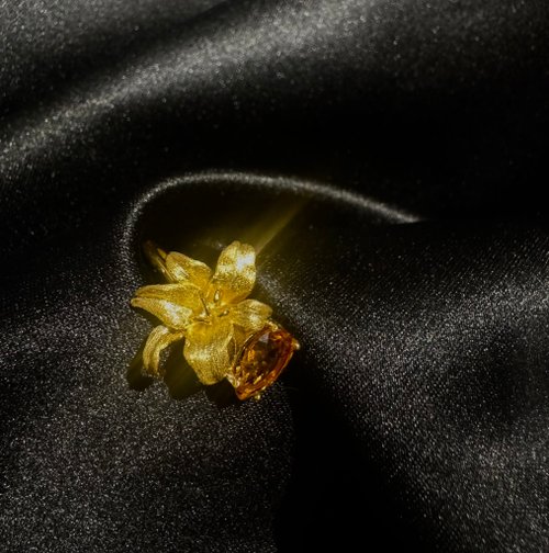 nuwu jewelry 女巫彩寶 仙子。s925 銀 財富水晶 黃水晶 鈦金 戒指 戒子 鎏金 百合花 戒