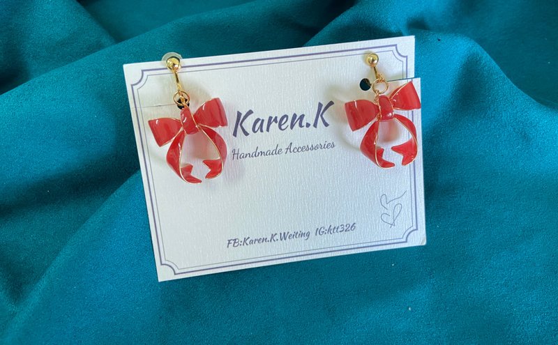 Spot ribbon bow bright red don't have to wait - Earrings & Clip-ons - Resin Red