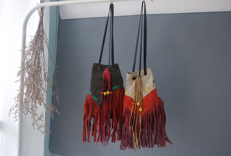 4.5studio - tassel suede stitching handmade bucket bag - Messenger Bags & Sling Bags - Genuine Leather Multicolor