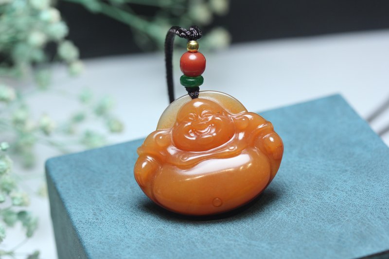 【彌勒佛】天然黃龍玉 掛件|笑口常開掛飾吊墜毛衣鏈玉石送禮 - 項鍊 - 玉石 紅色