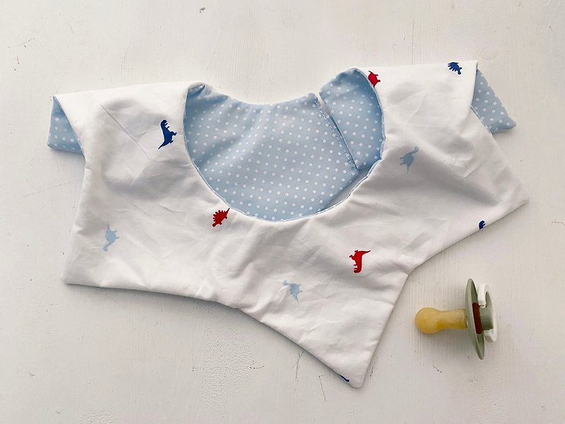 hairmo color small dinosaur handmade bib/saliva towel (star/round version) - ผ้ากันเปื้อน - ผ้าฝ้าย/ผ้าลินิน สีน้ำเงิน