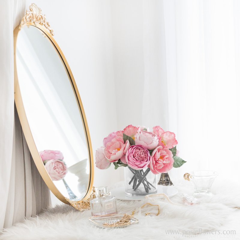 Pink Peony Bordeaux vase for Decoration - 擺飾/家飾品 - 紙 粉紅色