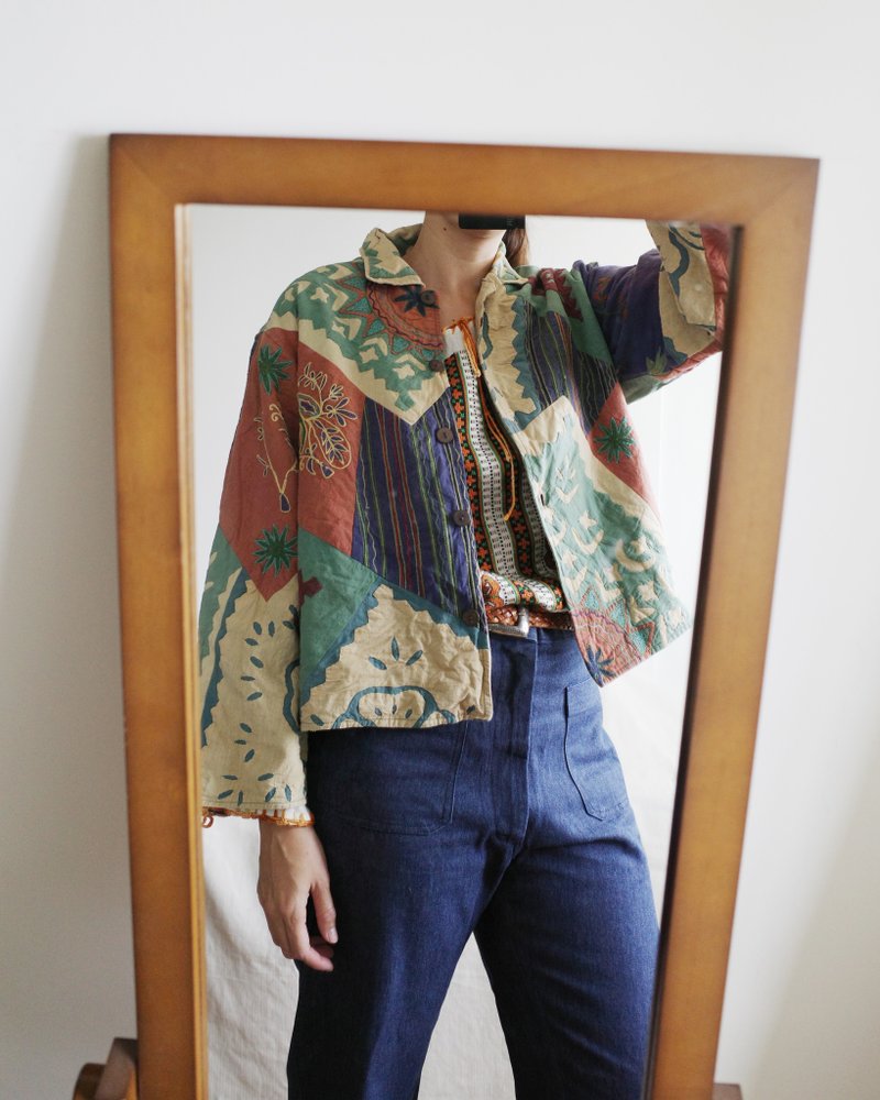 Vintage Indian handmade patchwork embroidered jacket - เสื้อแจ็คเก็ต - ผ้าฝ้าย/ผ้าลินิน 