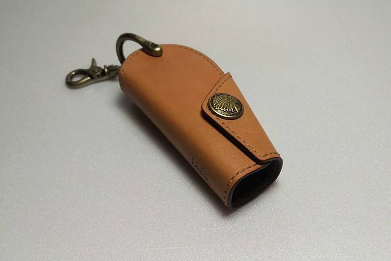 【kuo's artwork】 Hand stitched leather car keys bags - Keychains - Genuine Leather 