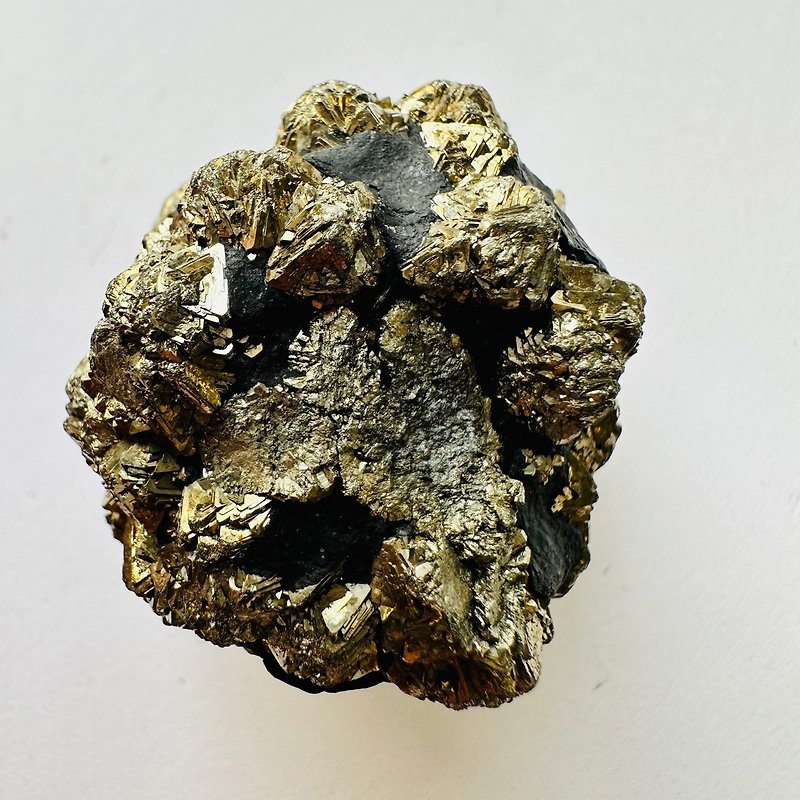 Pyrite Silver 18 Raw Stone Mineral Standard Crystal Stability Lucky Wealth Accumulation Sands Fool's Gold - ของวางตกแต่ง - วัสดุอื่นๆ สีทอง