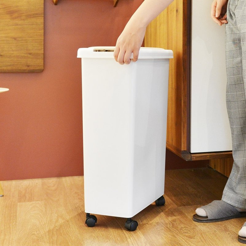 +Ojiawo X sanko Japan-made Noah deodorant trash can (with wheels)-30L - ถังขยะ - พลาสติก ขาว