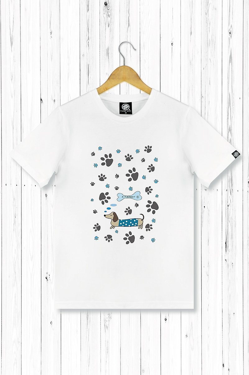 STATELYWORK Dreaming Dachshund Men's Short T-shirt - เสื้อยืดผู้ชาย - ผ้าฝ้าย/ผ้าลินิน ขาว